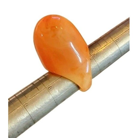 Vintage Huge Chunky Lucite Ring Cream Orange Bubble Marble 80s Mod Retro Size 7 - Picture 6 of 6